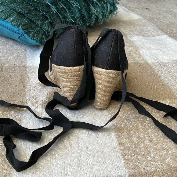 Apt 9 Black Lace Up Espadrille Wedges size 9.5 - Picture 5 of 9